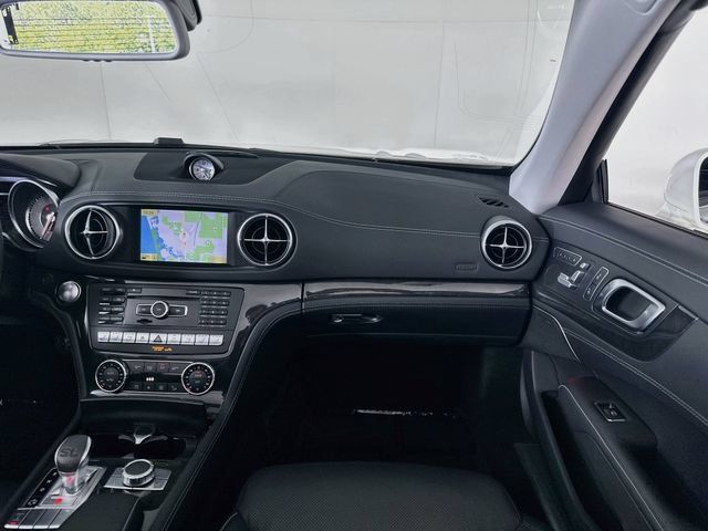 Used 2013 Mercedes-Benz SL 550 image 24