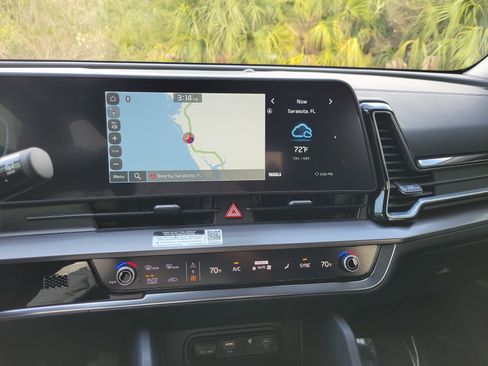 Used 2023 Kia Sportage EX image 22