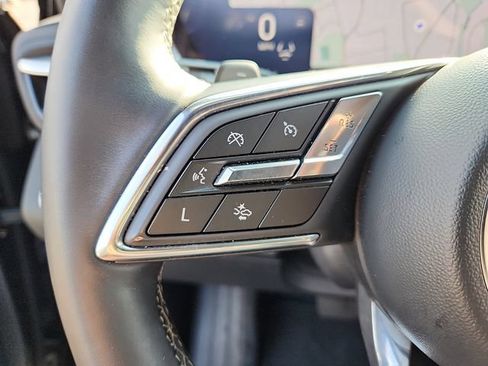 Used 2025 Buick Enclave Sport Touring AWD/4WD image 24
