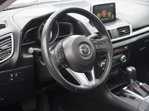 Used 2016 MAZDA MAZDA3 i Grand Touring image 11