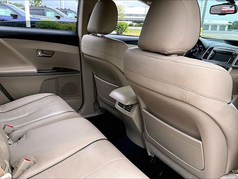 Used 2013 Toyota Venza LE w/ LE Convenience Pkg FWD image 27