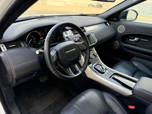 Used 2016 Land Rover Range Rover Evoque SE AWD/4WD image 10