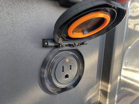 Used 2022 Ford F150 XLT w/ Equipment Group 302A High image 18