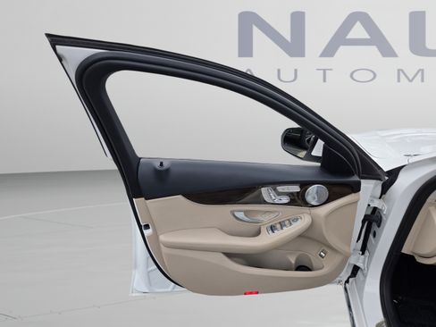 Used 2021 Mercedes-Benz C 300 Sedan image 9
