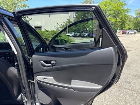 Used 2023 Hyundai Kona SEL w/ Cargo Package AWD/4WD image 35