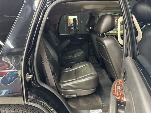 Used 2014 GMC Yukon Denali image 19