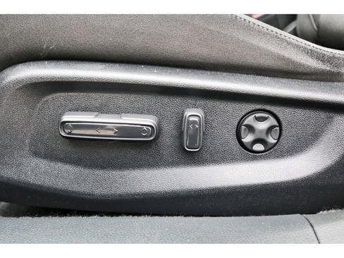 Used 2018 Honda Accord EX image 29