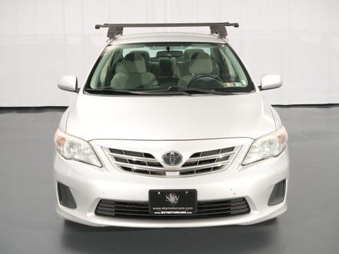 Used 2013 Toyota Corolla LE FWD image 6