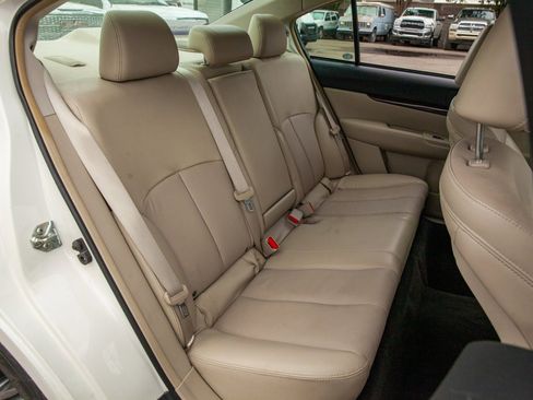 Used 2014 Subaru Legacy 3.6R Limited image 12