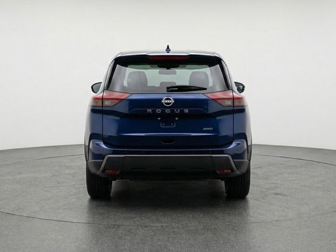 Used 2025 Nissan Rogue SV FWD image 7