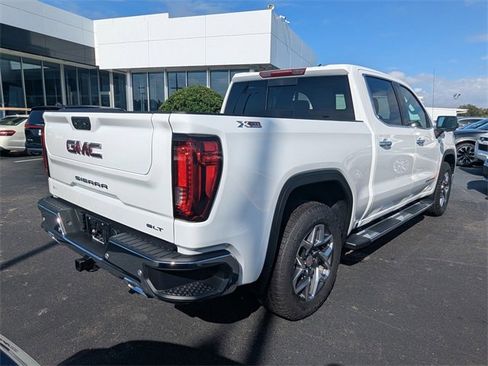 New 2026 GMC Sierra 1500 SLT w/ SLT Premium Plus Package image 4