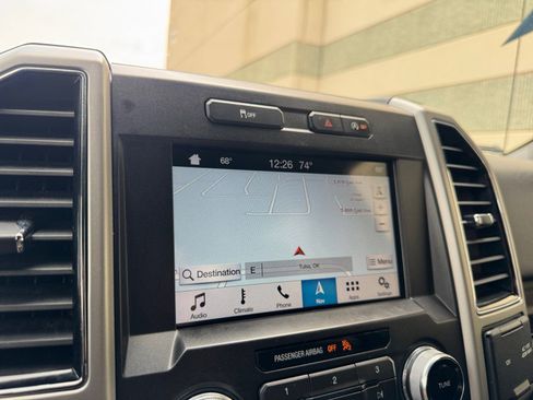 Used 2018 Ford F150 Lariat w/ Equipment Group 502A Luxury image 29