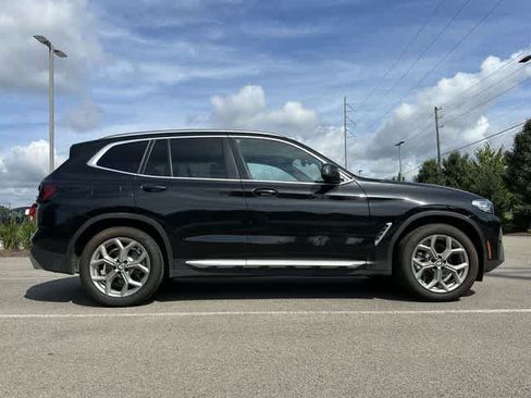 Used 2024 BMW X3 xDrive30i w/ Premium Package AWD/4WD image 3