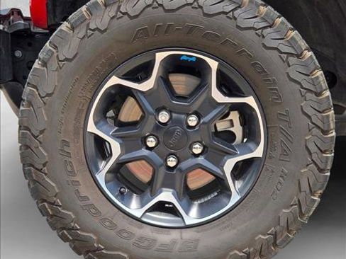Used 2022 Jeep Wrangler Unlimited Rubicon 4xe AWD/4WD image 23