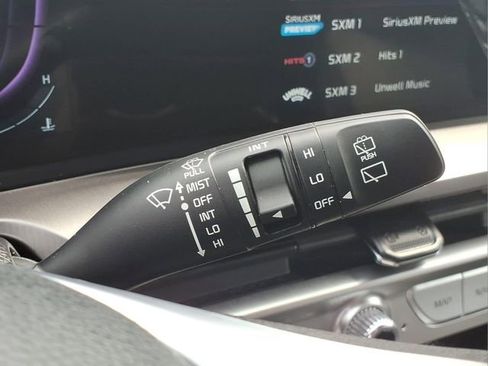 Used 2025 Kia Telluride S AWD/4WD image 23