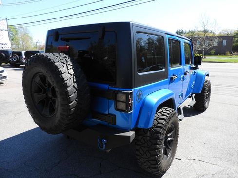 Used 2015 Jeep Wrangler Unlimited Sport AWD/4WD image 5