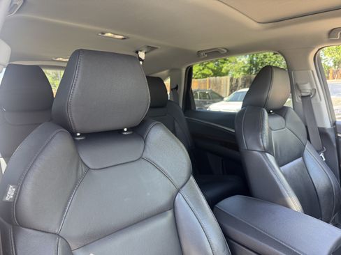 Used 2018 Acura MDX SH-AWD image 32