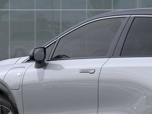 New 2025 Cadillac Optiq Luxury 1 w/ LPO, Floor Liner Package AWD/4WD image 12