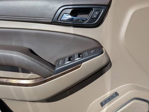 Used 2017 Chevrolet Tahoe LT image 21