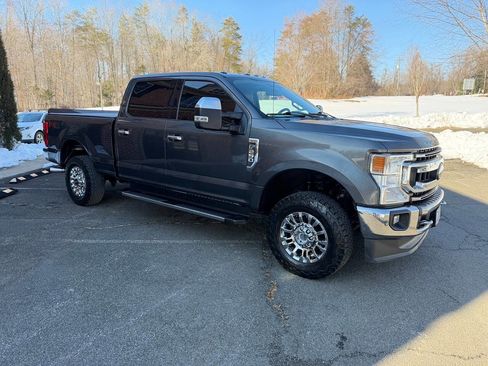 Used 2020 Ford F250 XLT w/ XLT Premium Package image 7