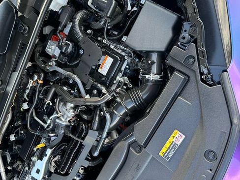 Used 2023 Toyota Prius LE FWD image 43
