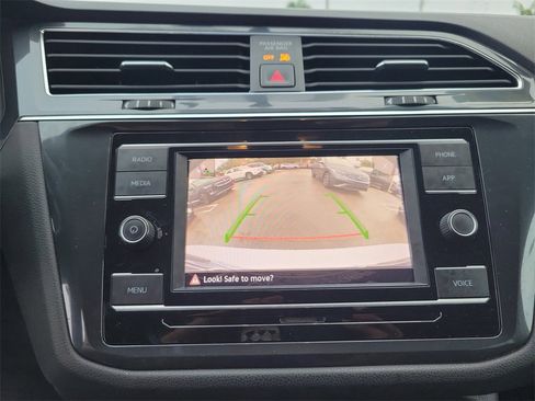 Certified 2021 Volkswagen Tiguan S image 23
