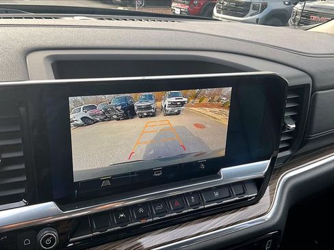 Used 2025 Chevrolet Silverado 1500 LT w/ Leather Package image 27