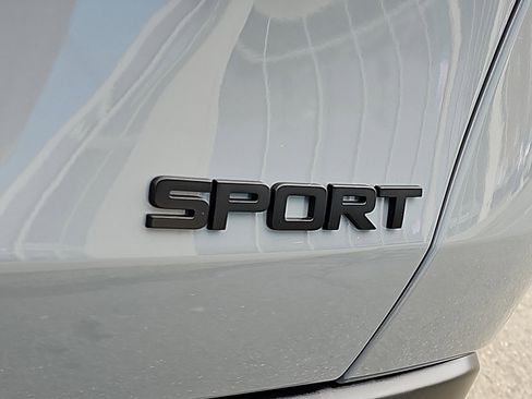 Used 2023 Honda HR-V Sport image 31