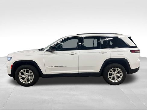 Used 2023 Jeep Grand Cherokee Limited AWD/4WD image 5