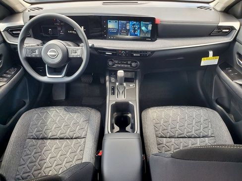 New 2026 Nissan Kicks SV w/ SV Premium Package AWD/4WD image 8