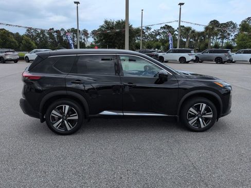 Certified 2023 Nissan Rogue SL FWD image 3