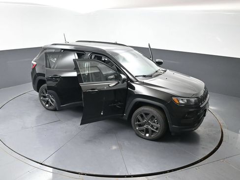 New 2026 Jeep Compass Limited w/ Sun, Sound & Navigation Group AWD/4WD image 47