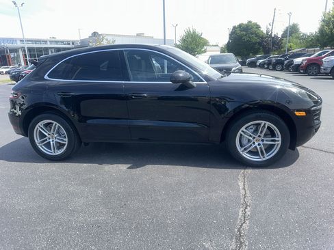 Used 2016 Porsche Macan S AWD/4WD image 4