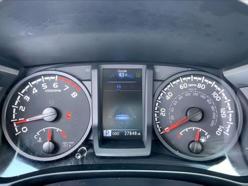 Used 2023 Toyota Tacoma SR AWD/4WD image 25