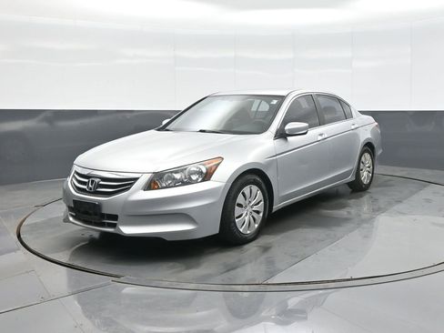 Used 2012 Honda Accord LX image 3