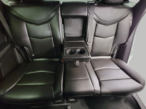 New 2025 Cadillac XT5 Luxury w/ LPO, Floor Liner Package image 21