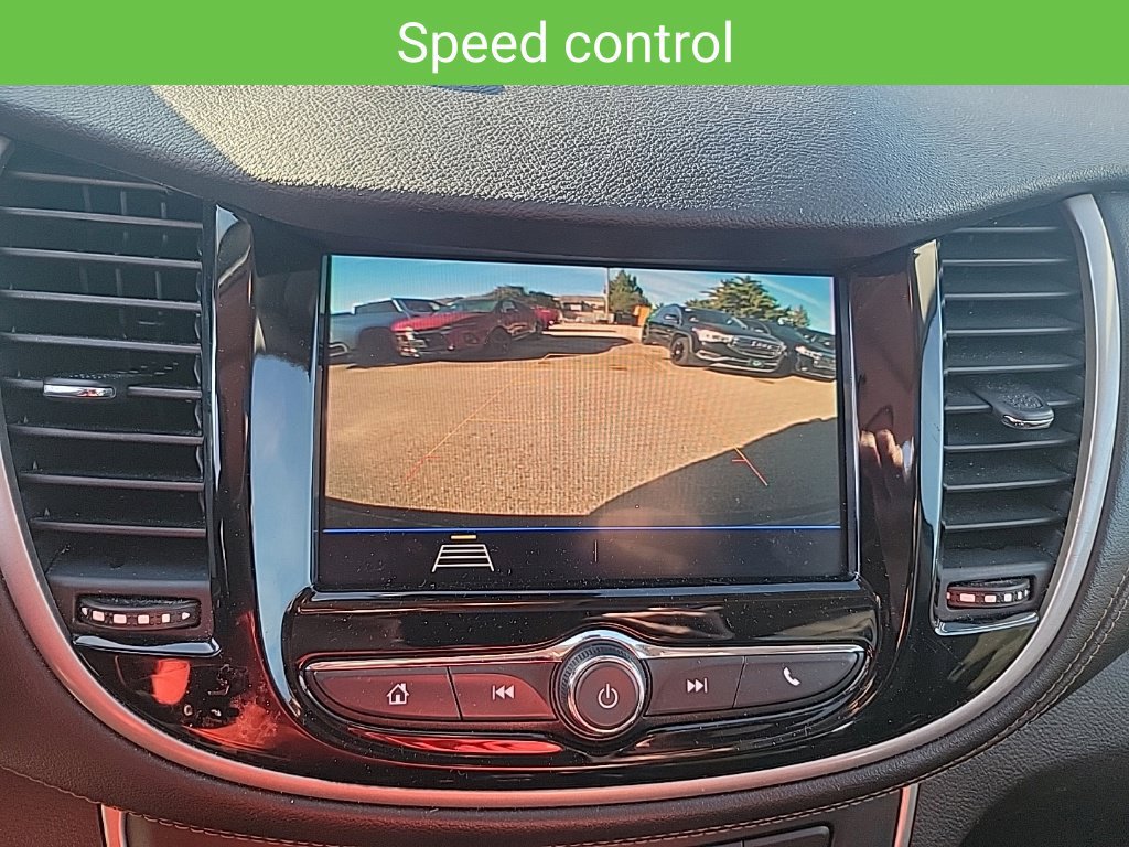 Used 2020 Chevrolet Trax LT w/ Sun & Sound Package FWD image 30