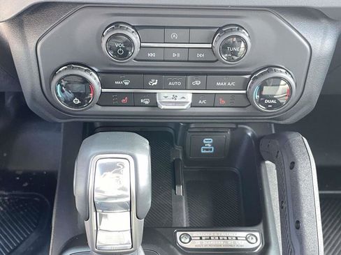 New 2025 Ford Bronco Big Bend w/ Black Diamond Package AWD/4WD image 28
