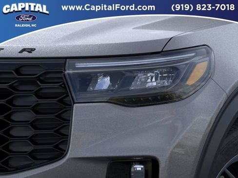 New 2026 Ford Explorer ST-Line w/ ST-Line Street Pack AWD/4WD image 18