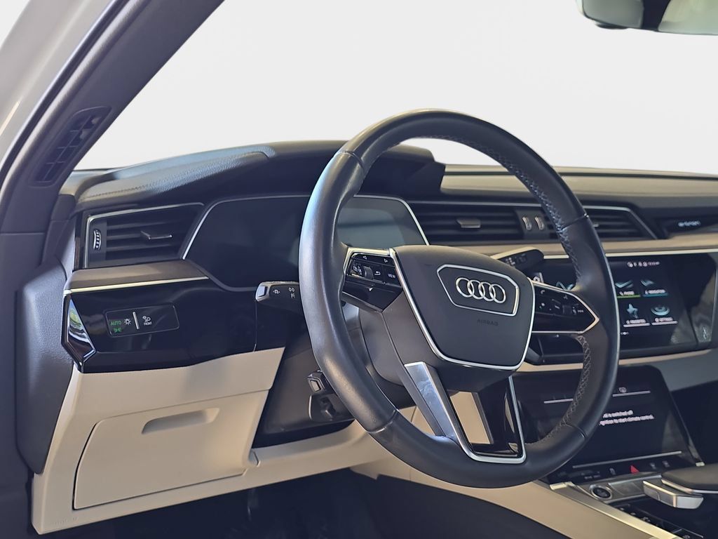 Used 2024 Audi Q8 e-tron Premium Plus w/ Premium Plus Package AWD/4WD image 19
