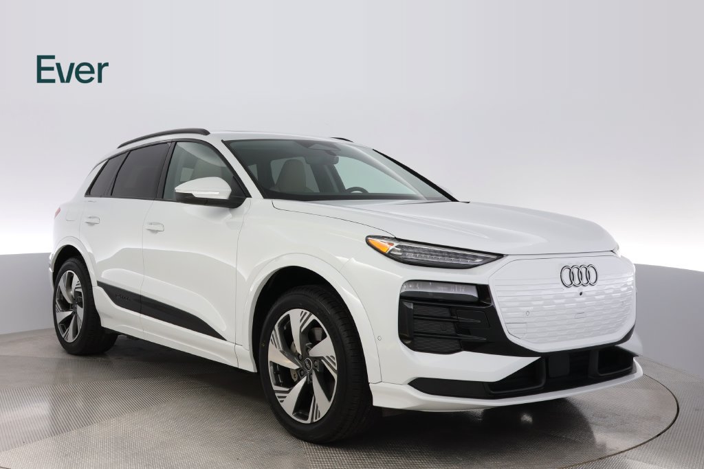 Used 2025 Audi Q6 e-tron Premium Plus AWD/4WD image 13