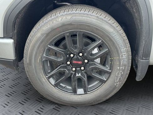 New 2026 GMC Sierra 1500 Elevation image 25