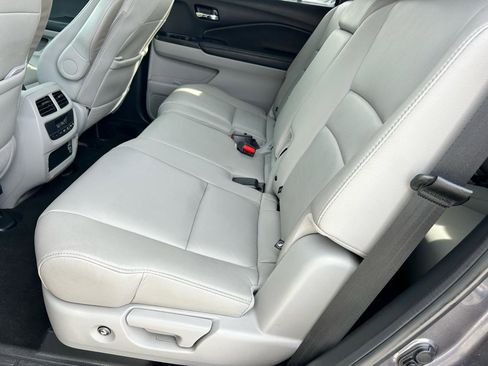 Used 2021 Honda Pilot EX-L image 16