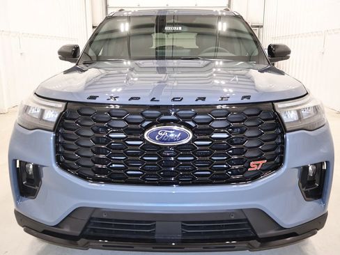 New 2026 Ford Explorer ST AWD/4WD image 4