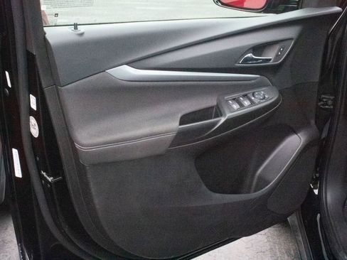 Used 2023 Chevrolet Bolt EUV LT w/ Driver Confidence Package image 13