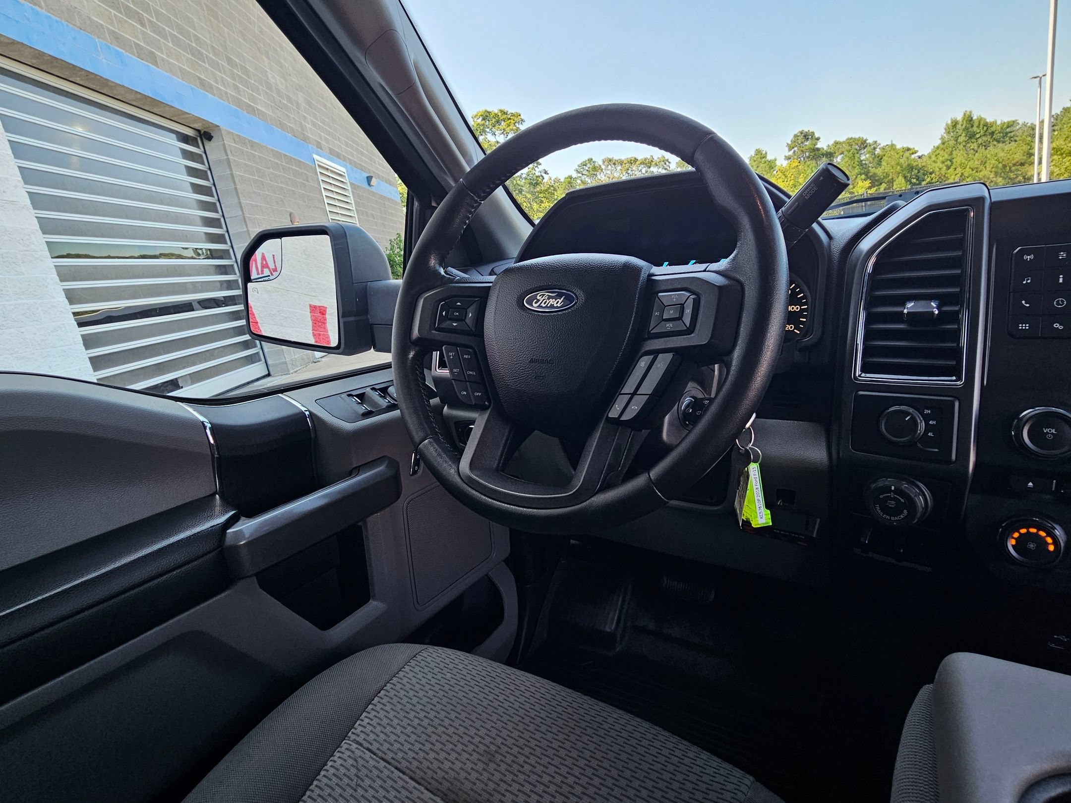 Used 2018 Ford F150 XLT w/ Equipment Group 301A Mid AWD/4WD image 9