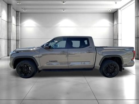 Used 2026 Toyota Tundra Limited AWD/4WD image 5