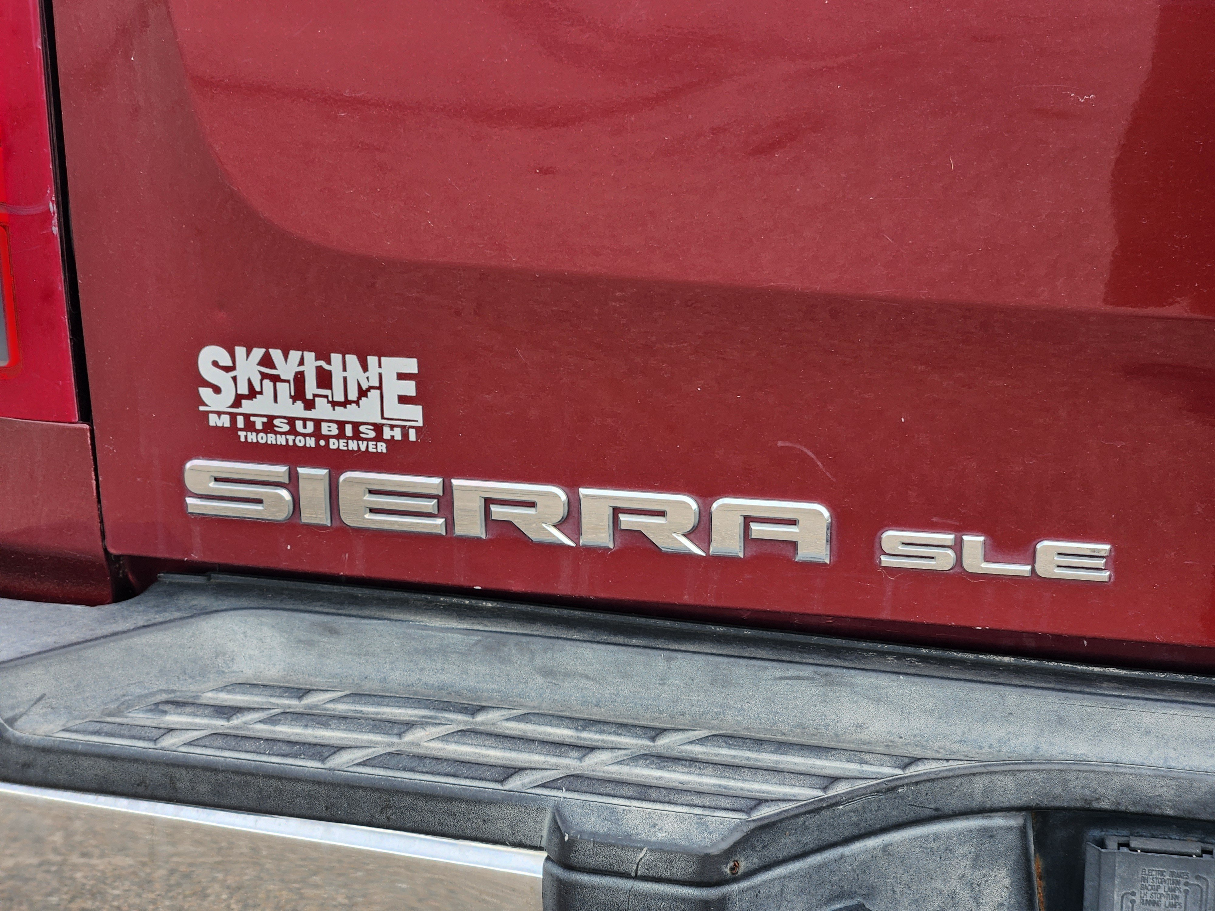 Used 2013 GMC Sierra 3500 SLE w/ SLE Preferred Package AWD/4WD image 9