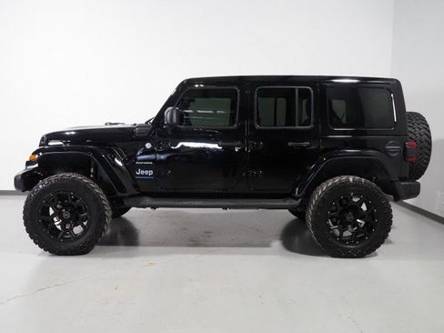 Used 2023 Jeep Wrangler 4xe Sahara w/ Cold Weather Group image 10