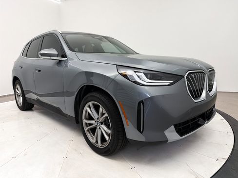 Used 2025 BMW X3 xDrive30i w/ Convenience Package image 12